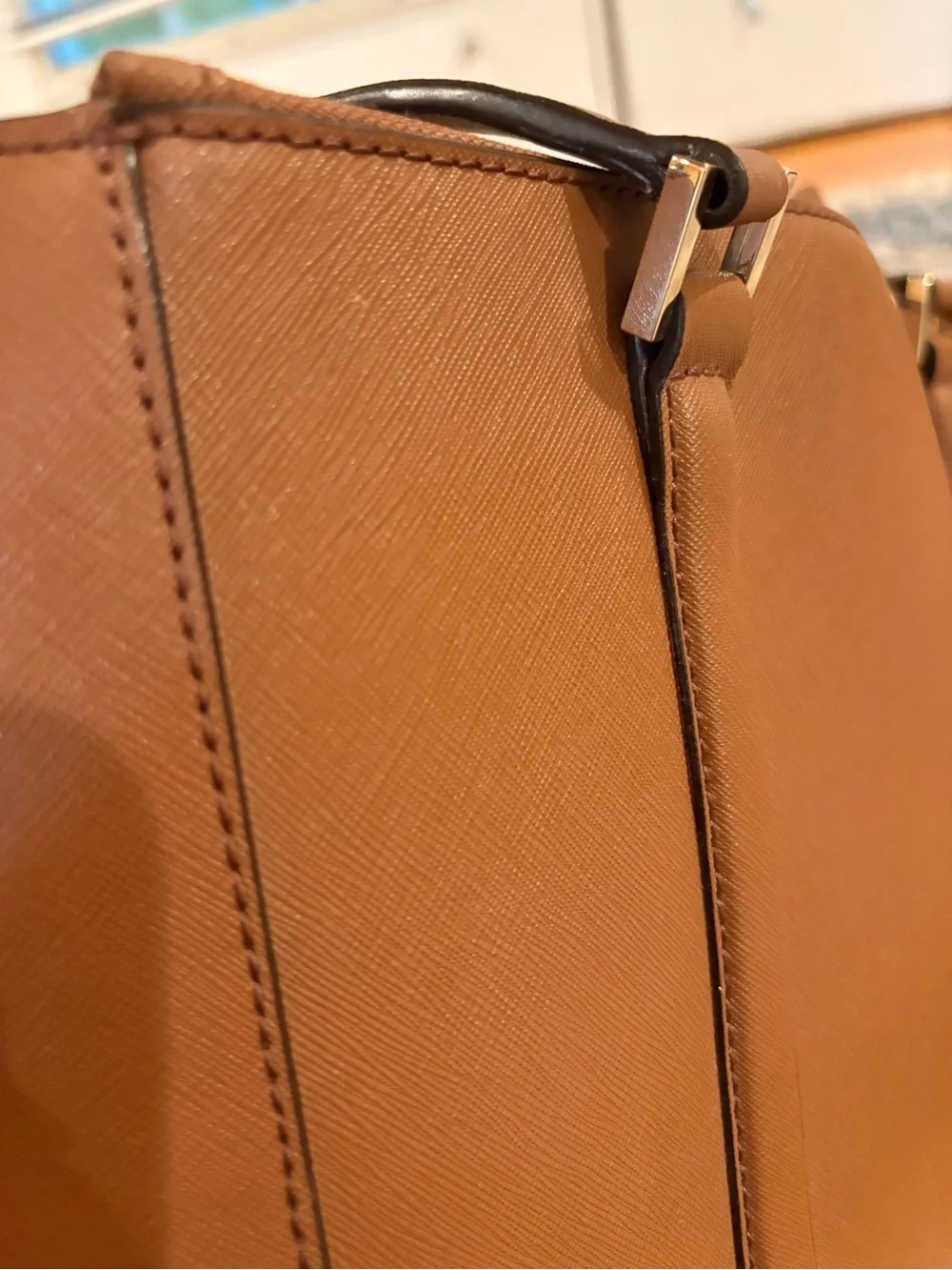kate spade 11 5x15x7”